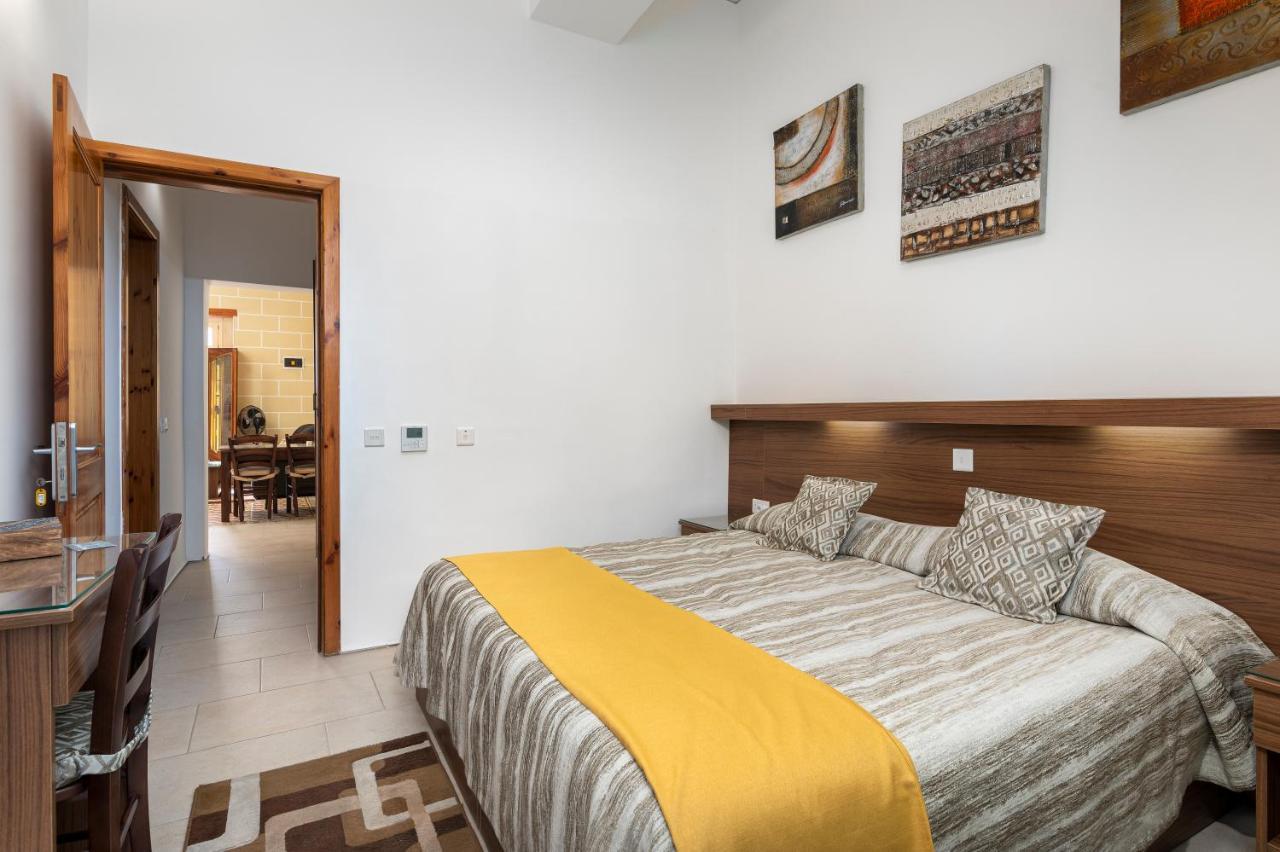 Quayside Apartments Marsaxlokk Exterior foto