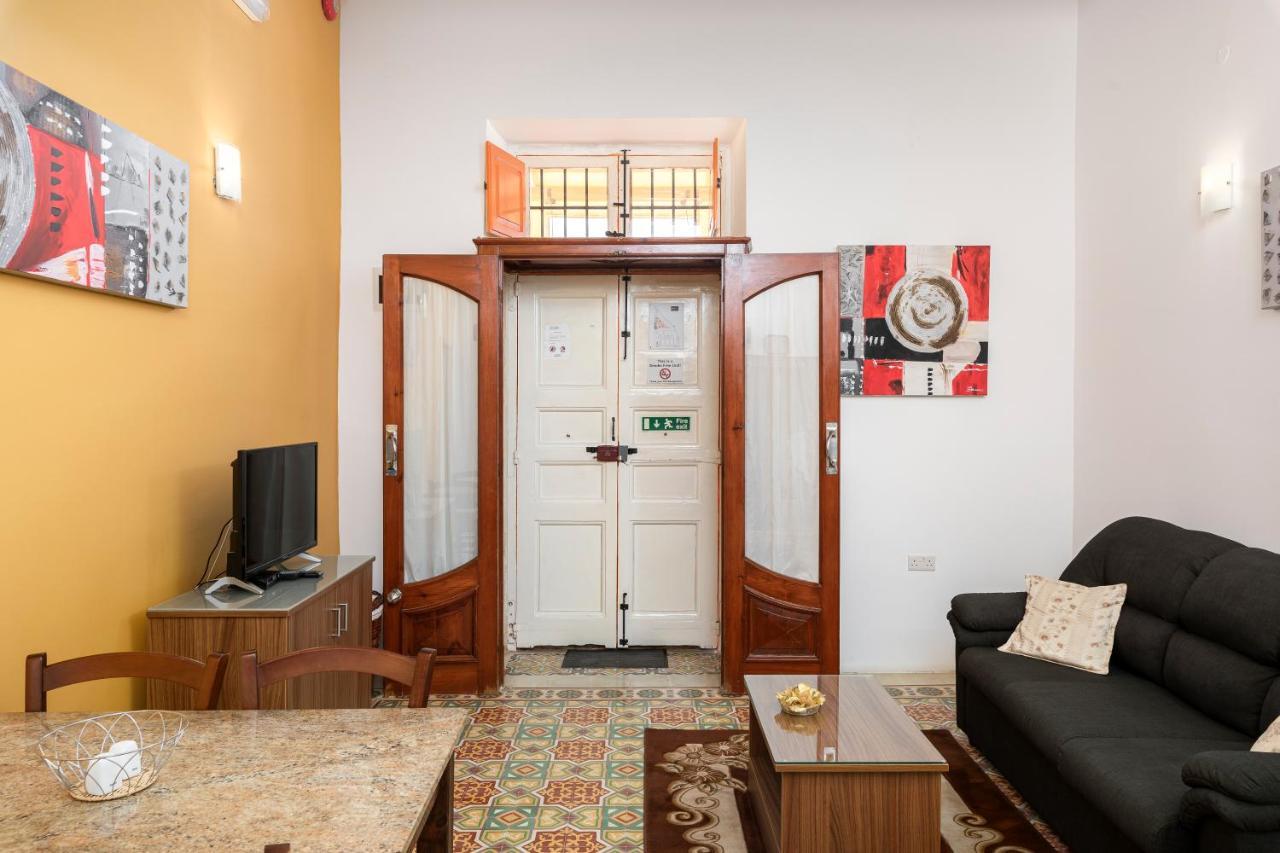 Quayside Apartments Marsaxlokk Exterior foto