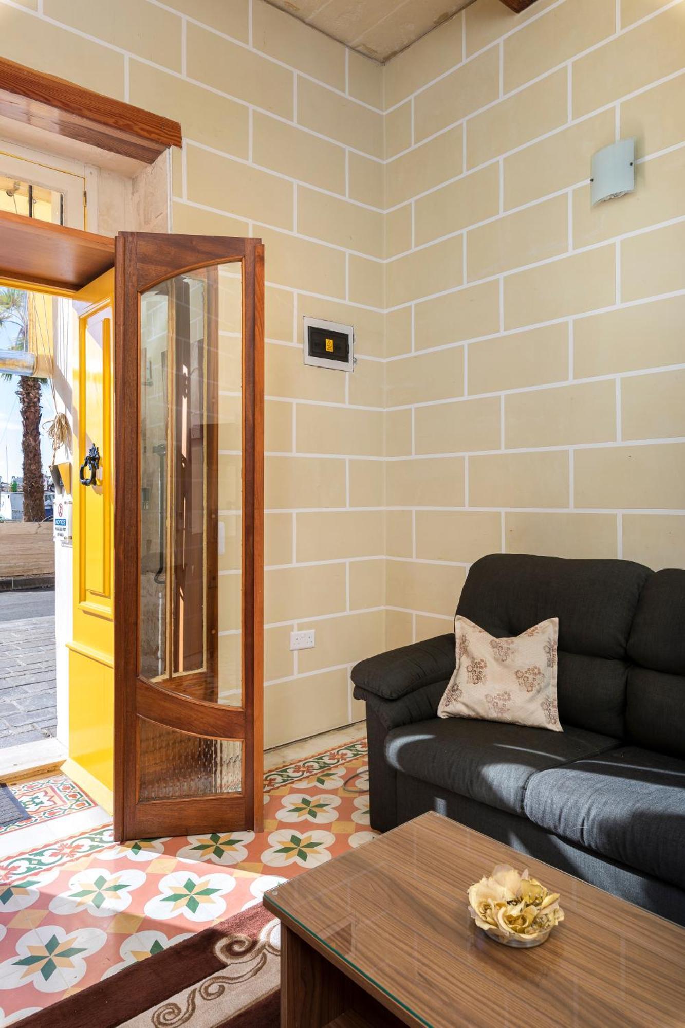 Quayside Apartments Marsaxlokk Exterior foto