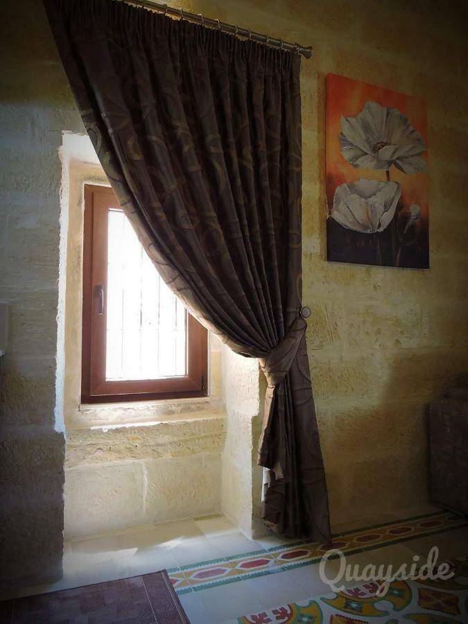 Quayside Apartments Marsaxlokk Exterior foto