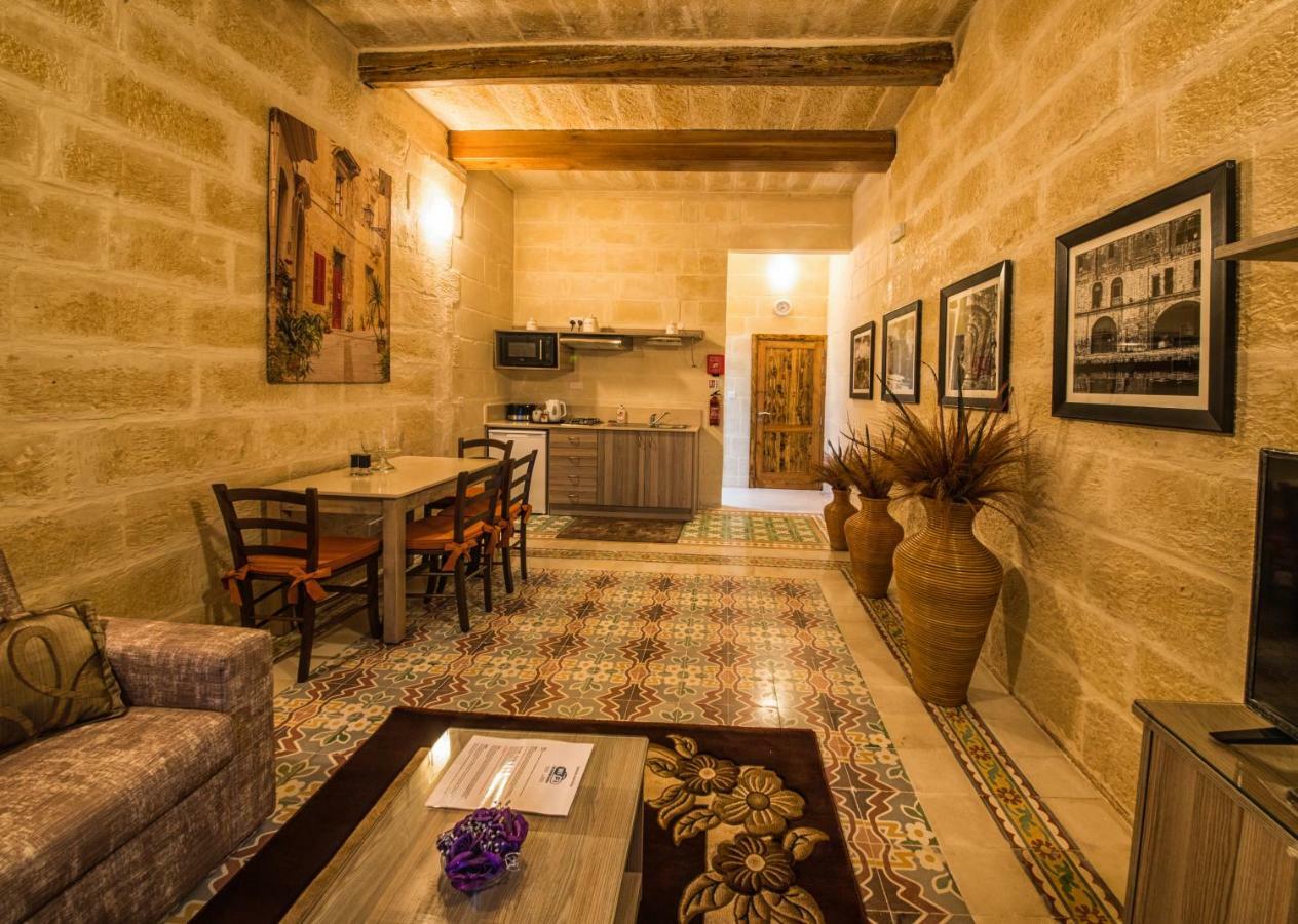 Quayside Apartments Marsaxlokk Exterior foto