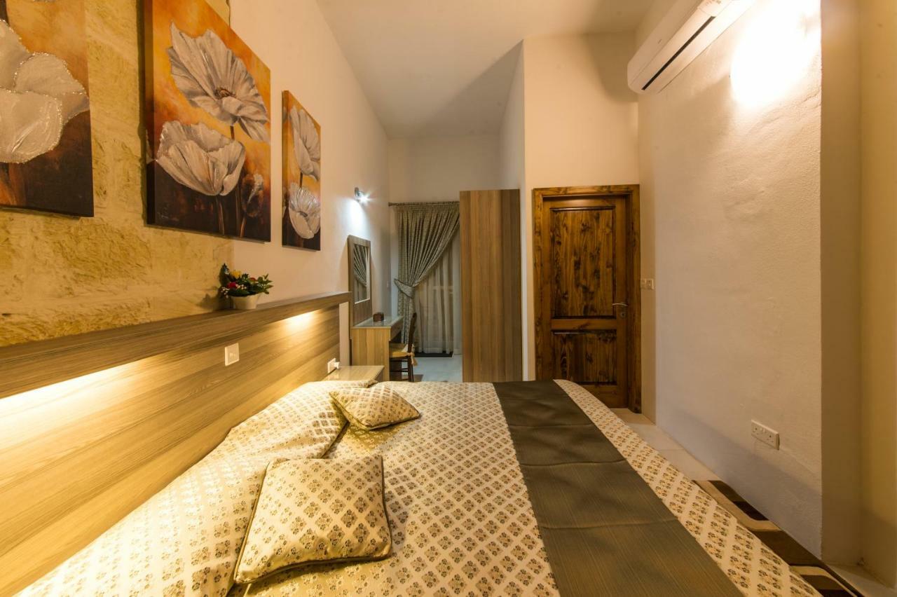 Quayside Apartments Marsaxlokk Exterior foto