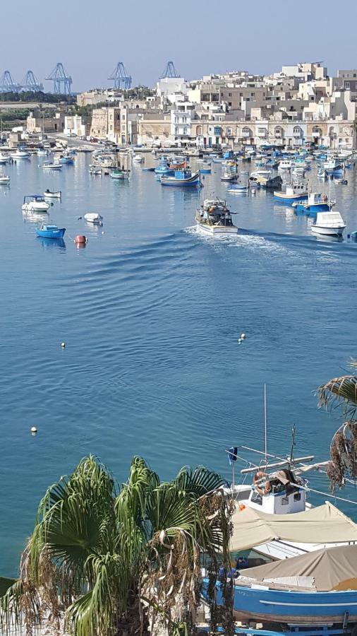 Quayside Apartments Marsaxlokk Exterior foto